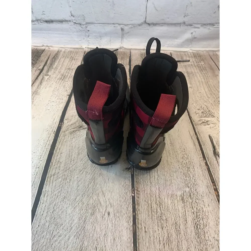 BOGS Girl’s “Sidney” Lace Up Buffalo Plaid Boots / Size: 12